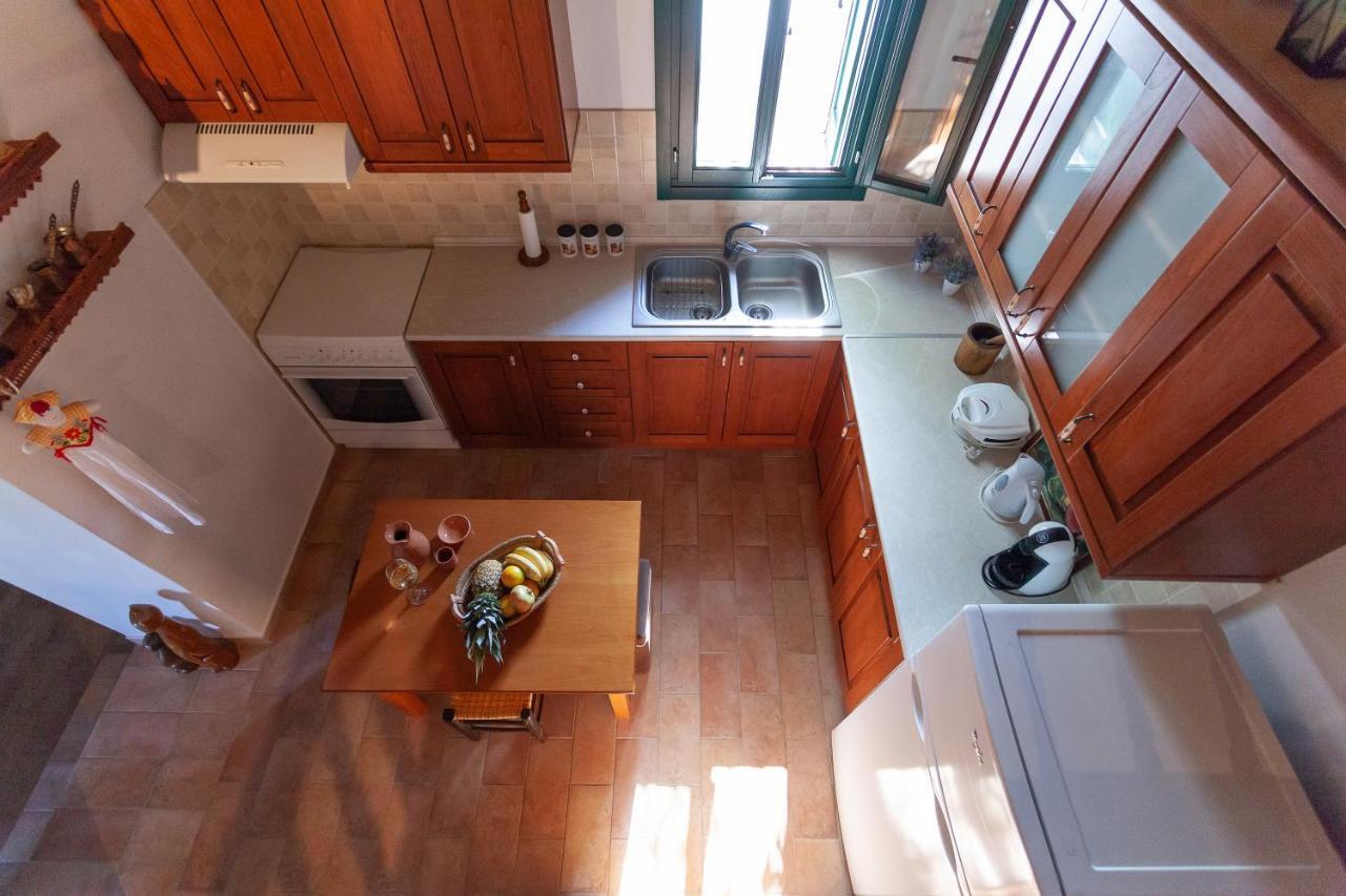 Batu Vacation House Monolithos  Ngoại thất bức ảnh