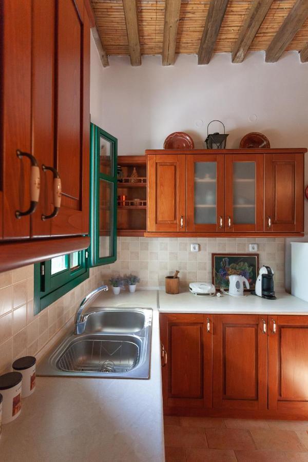 Batu Vacation House Monolithos  Ngoại thất bức ảnh
