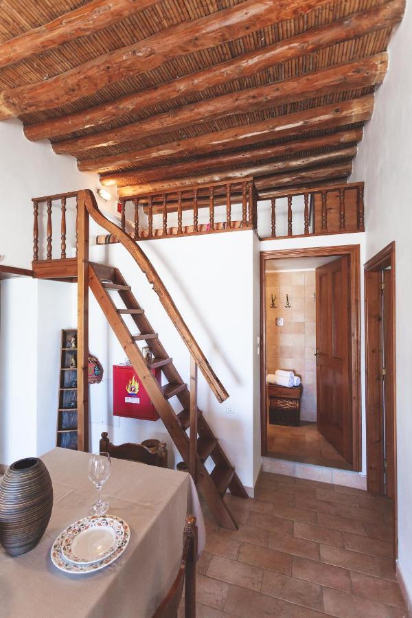 Batu Vacation House Monolithos  Ngoại thất bức ảnh